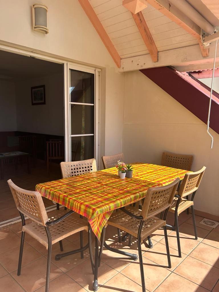 Appart T3 Village Vacances Sainte-Anne Courcelles Екстер'єр фото